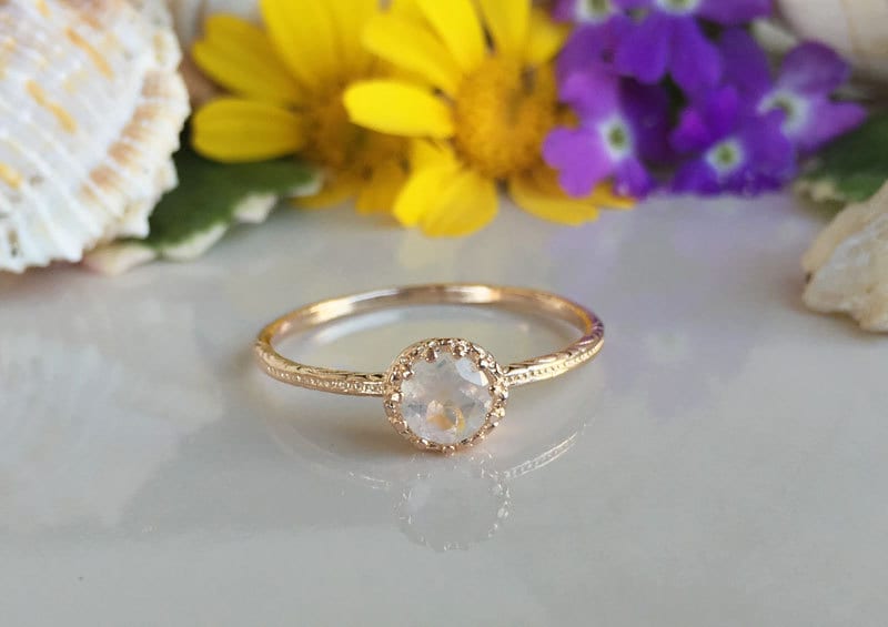 Round Rainbow Moonstone Simple Hammered Band Ring - H.L.Jewelry