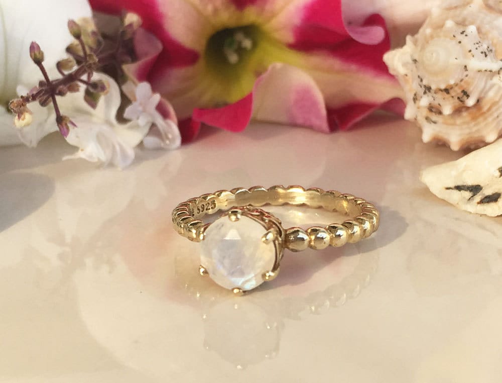 Round Rainbow Moonstone Vintage Beaded Band Ring - H.L.Jewelry