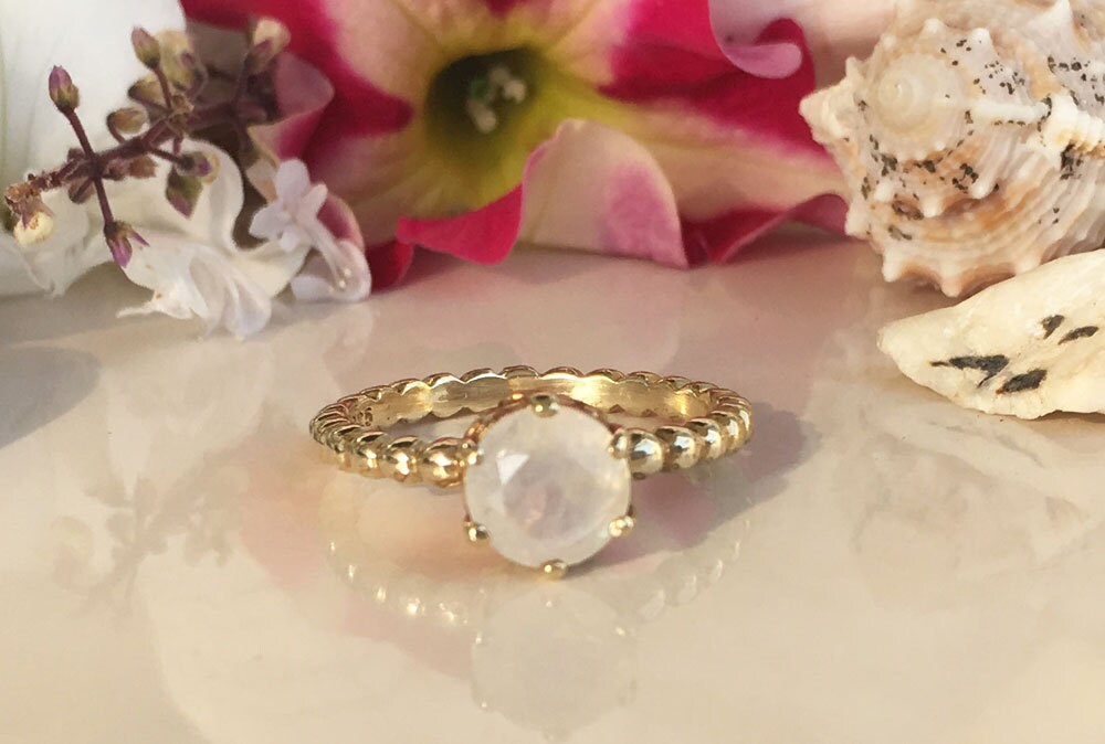 Round Rainbow Moonstone Vintage Beaded Band Ring - H.L.Jewelry