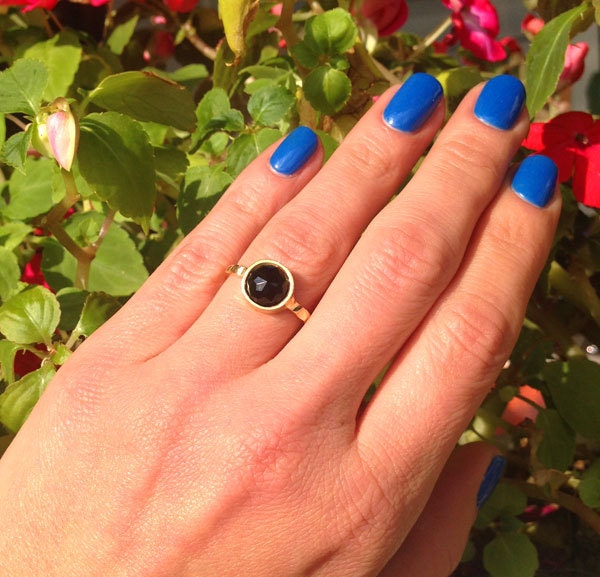 Round Rose Cut Black Onyx Simple Hammered Band Ring - H.L.Jewelry