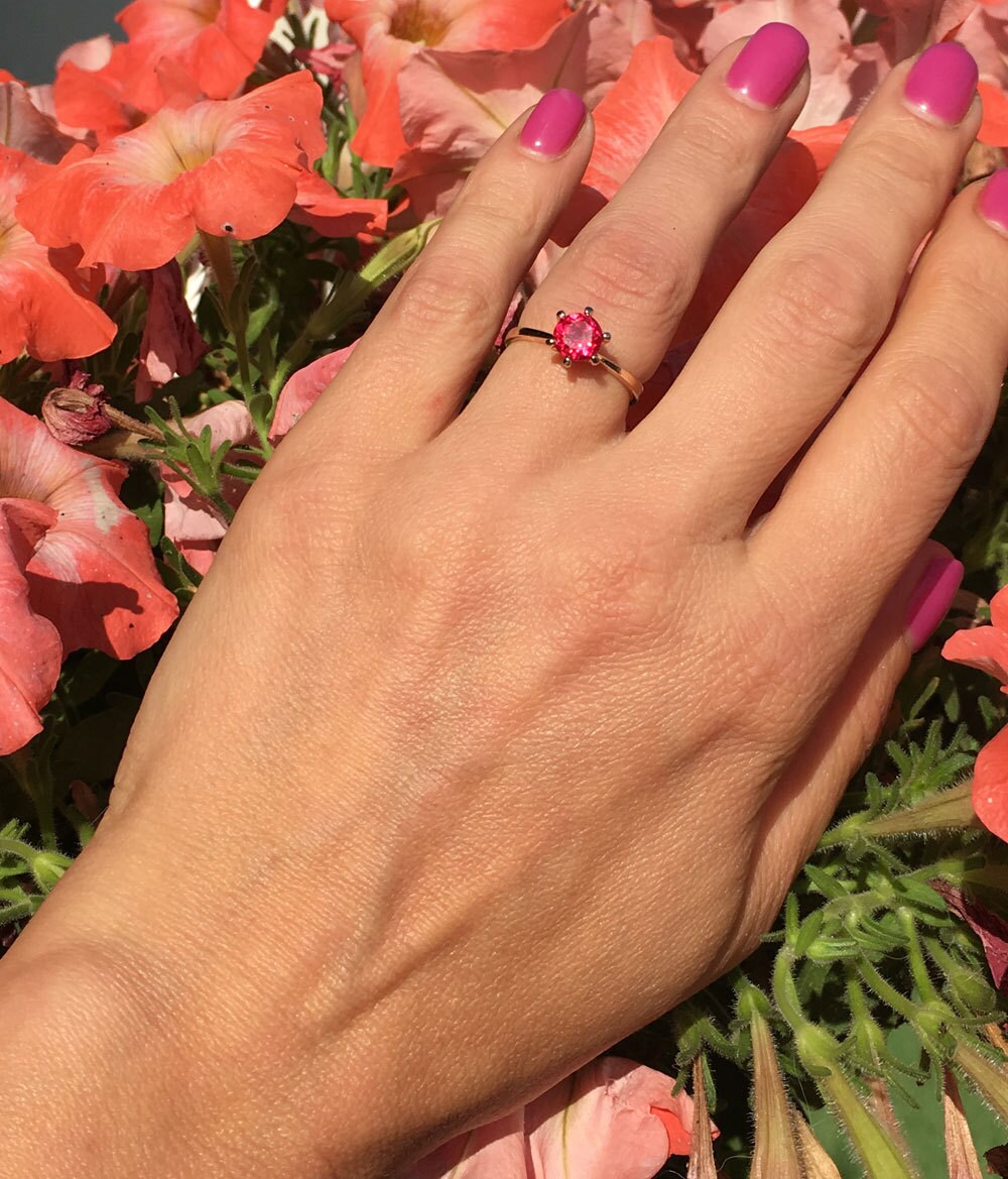 Round Ruby Classic Solitaire Ring - H.L.Jewelry