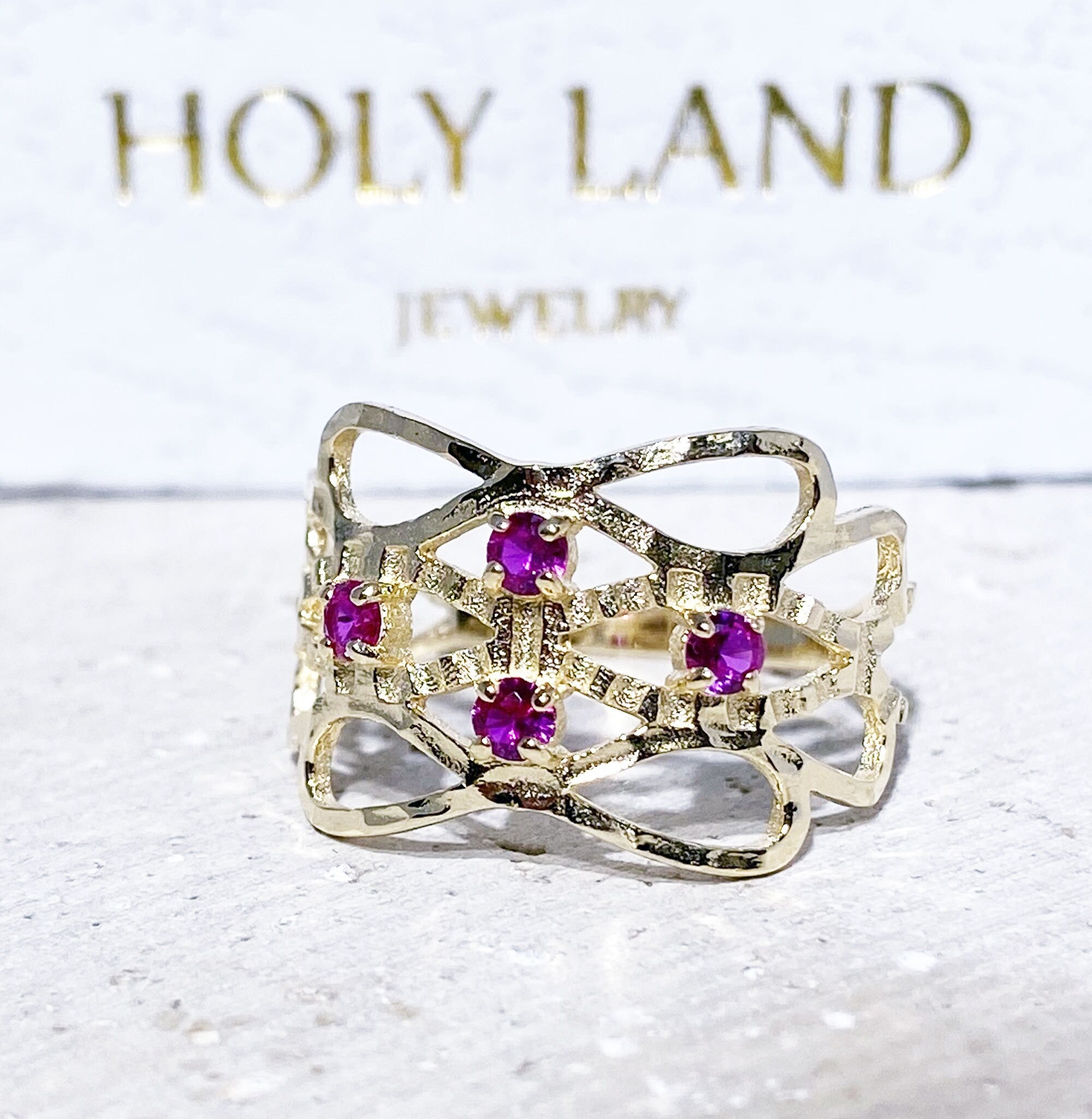 Round Ruby Four Stone Hammered Band Ring - H.L.Jewelry