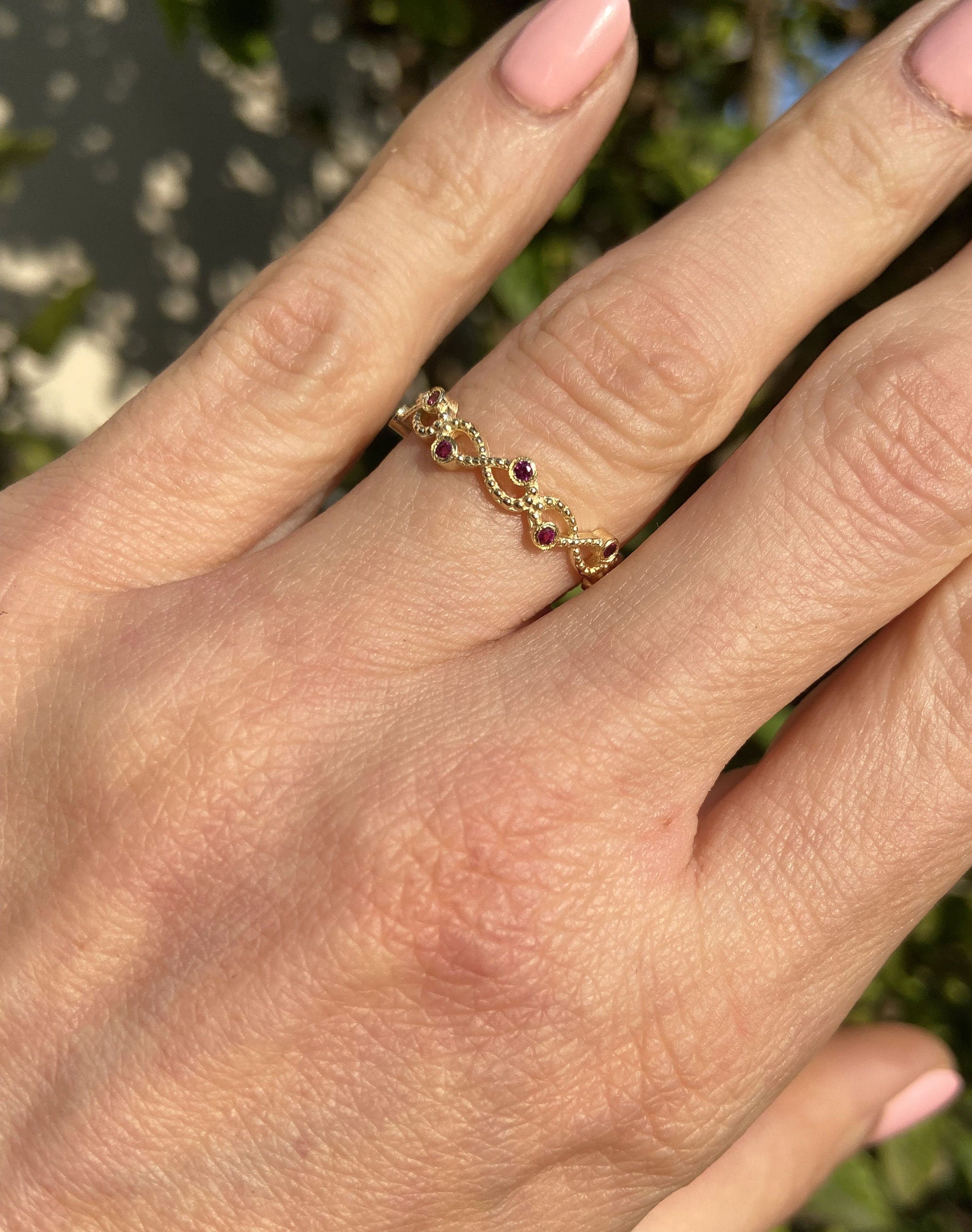 Round Ruby Ten-Stone Infinity Ring - H.L.Jewelry