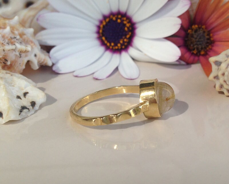 Round Rutilated Quartz Simple Bezel Hammered Band Ring - H.L.Jewelry