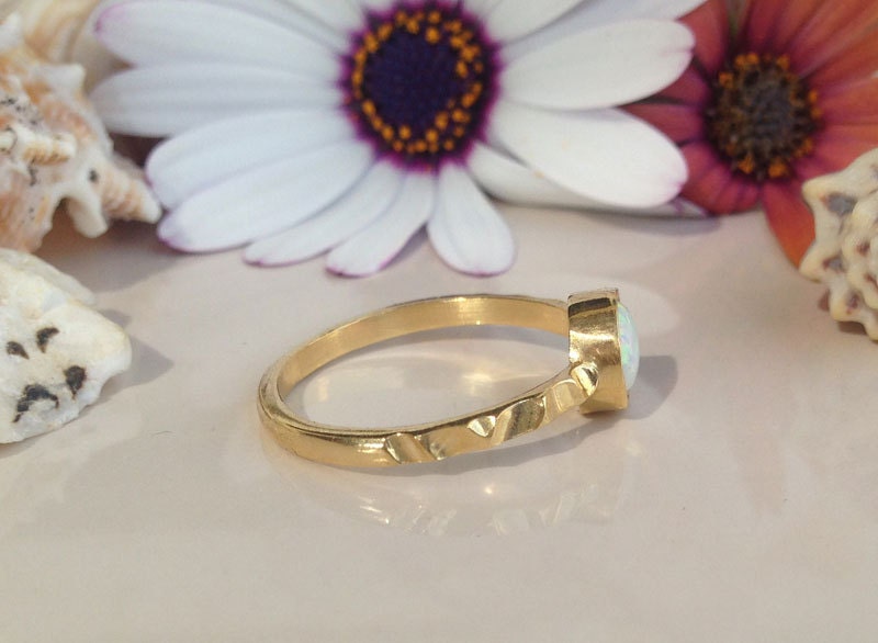 Round White Opal Simple Hammered Band Ring - H.L.Jewelry