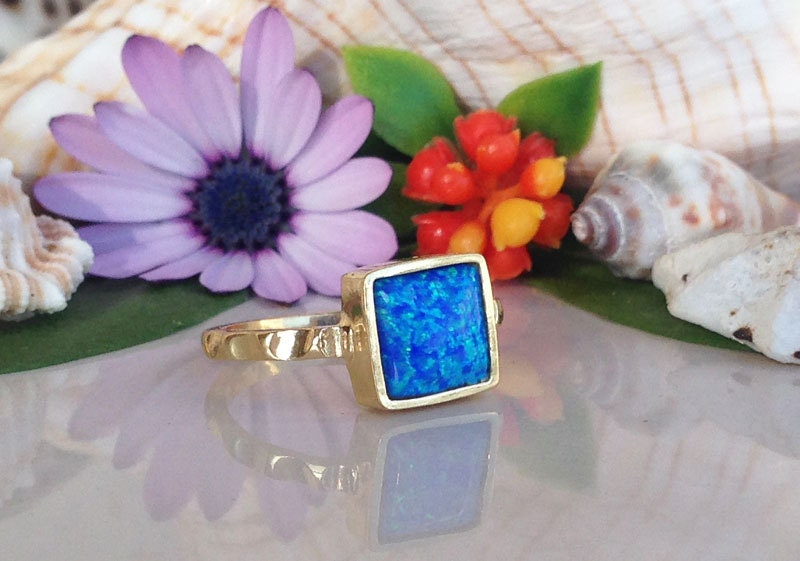 Square Blue Opal Gemstone Simple Hammered Band Ring - H.L.Jewelry