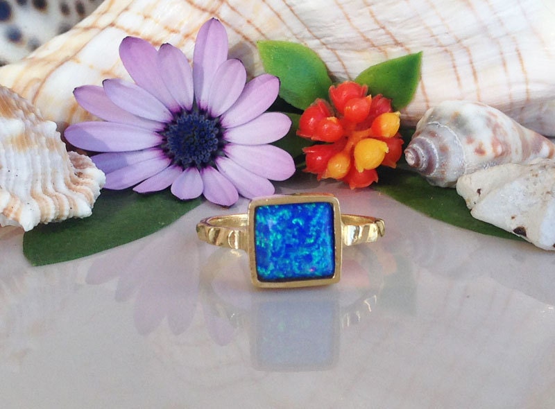 Square Blue Opal Gemstone Simple Hammered Band Ring - H.L.Jewelry