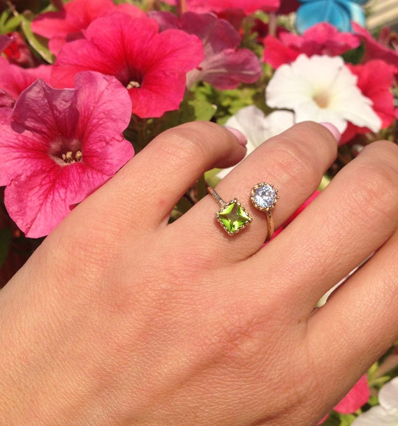 Square Peridot & Round Clear Quartz Hammered Band Adjustable Ring - H.L.Jewelry