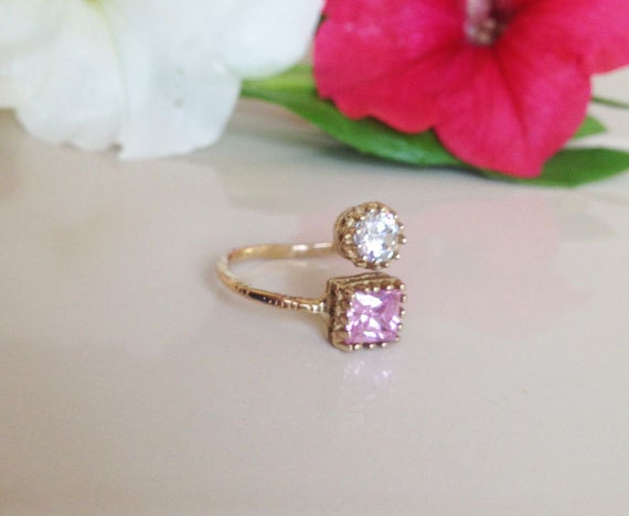Square Rose Quartz & Round Clear Quartz Hammered Band Adjustable Ring - H.L.Jewelry
