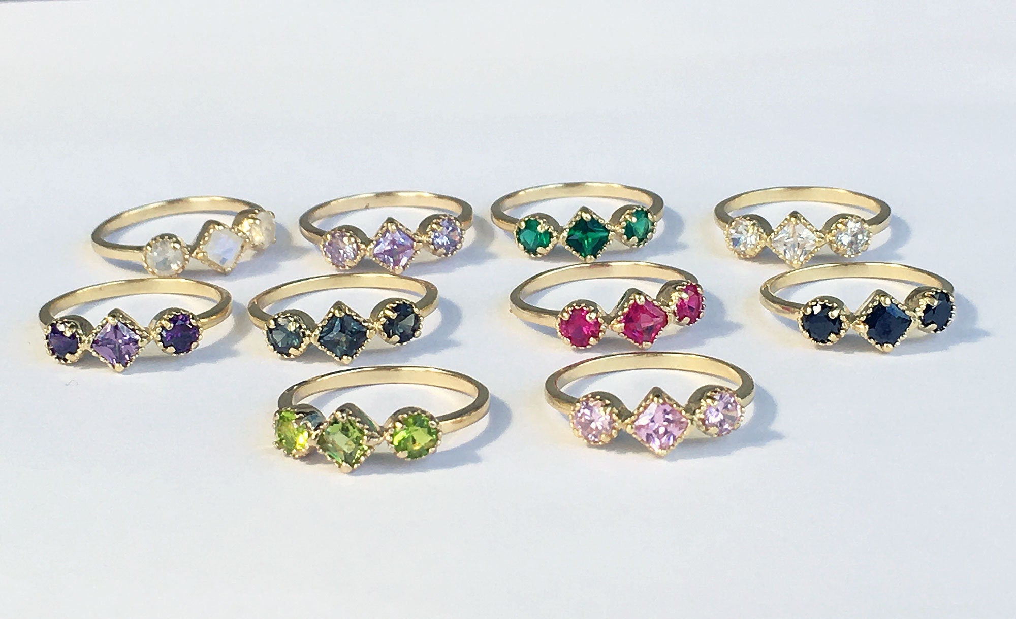 Square & Round Peridot Three Stone Modern Ring - H.L.Jewelry