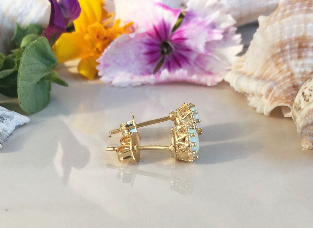 White Opal Simple Round Stud Earrings - H.L.Jewelry