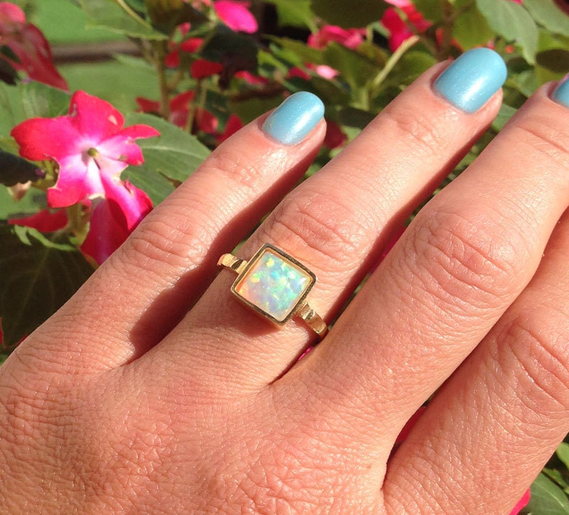 White Opal Square Stone Simple Hammered Band Ring - H.L.Jewelry