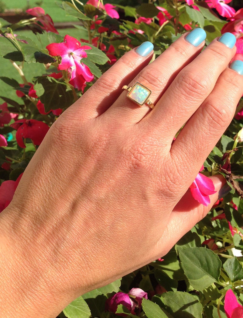 White Opal Square Stone Simple Hammered Band Ring - H.L.Jewelry