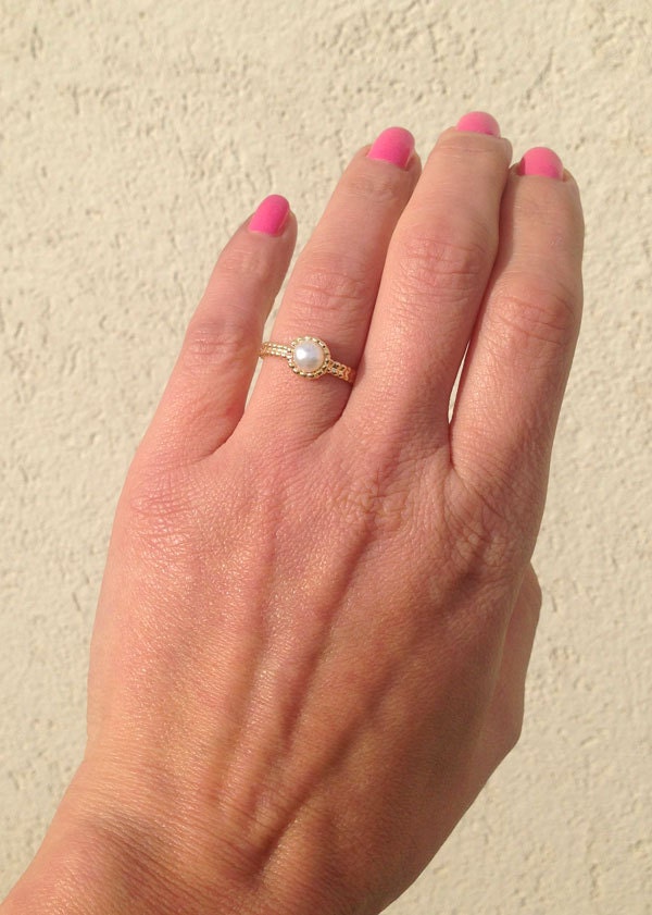 White Pearl Ring - H.L.Jewelry
