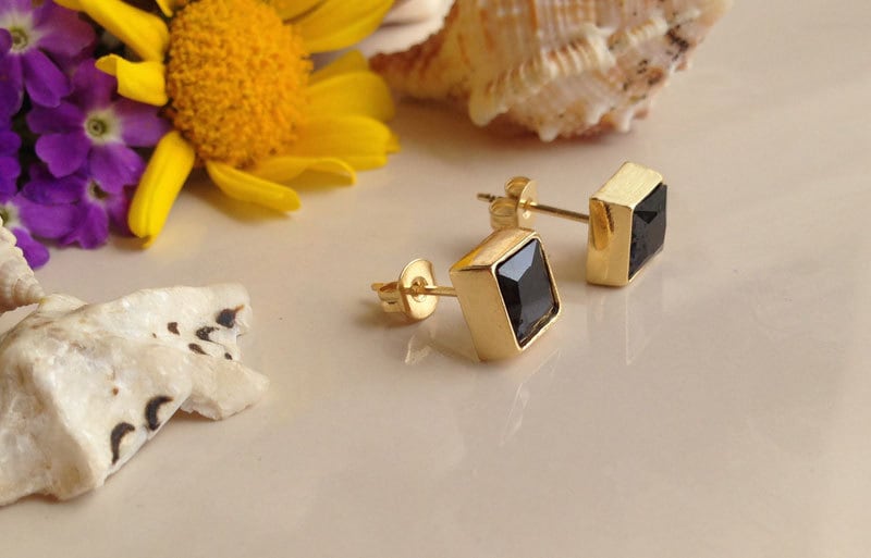 Black Onyx Earrings - December Birthstone Jewelry - Black Onyx Gemstone Simple Square Stud Earrings - H.L.Jewelry