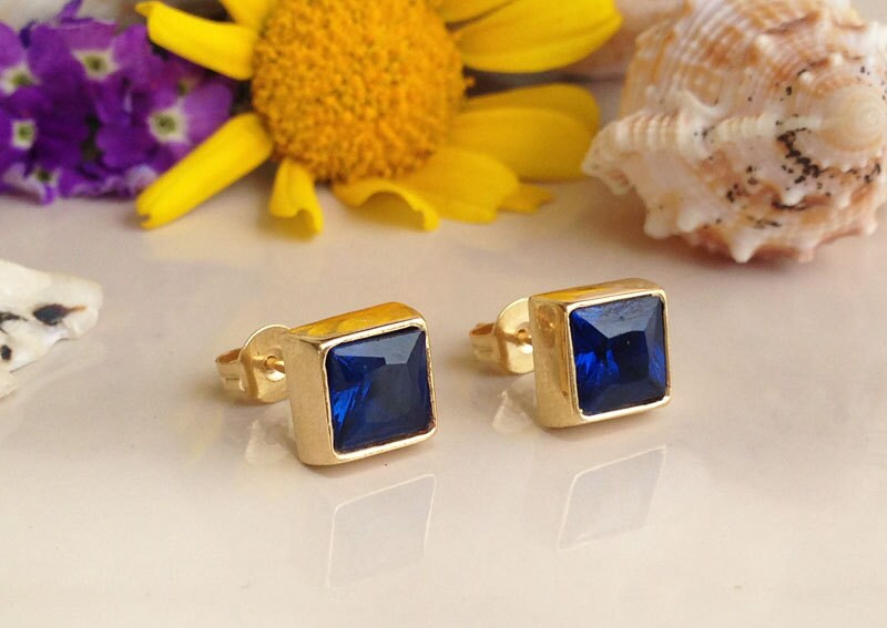 Blue Sapphire Earrings - September Birthstone Jewelry - Blue Sapphire Gemstone Simple Square Stud Earrings - H.L.Jewelry