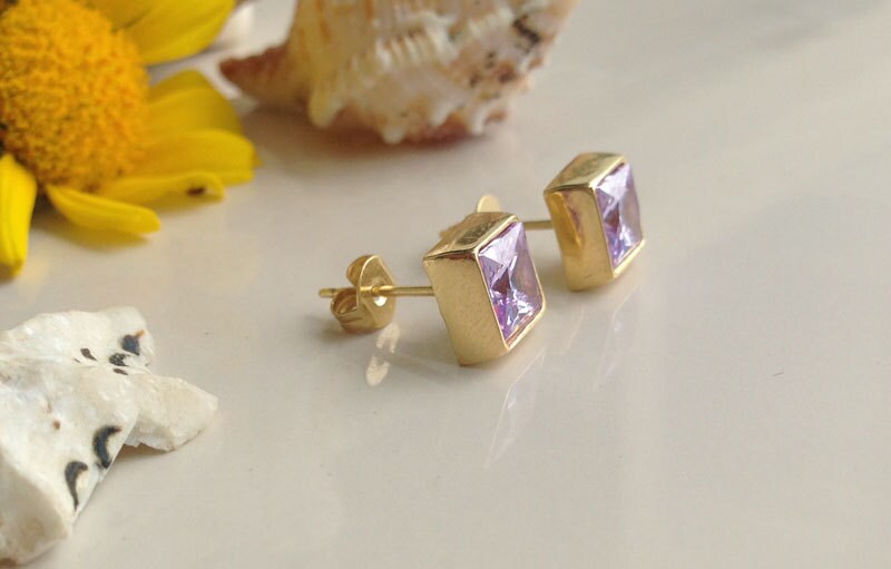 Lavender Amethyst Earrings - Simple Square Stud Earrings with Lavender Amethyst Gemstones - H.L.Jewelry