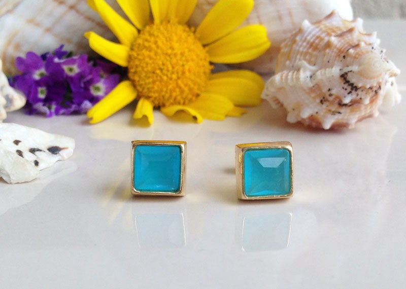 Blue Chalcedony Earrings - Simple Square Stud Earrings with Blue Chalcedony Gemstones - H.L.Jewelry