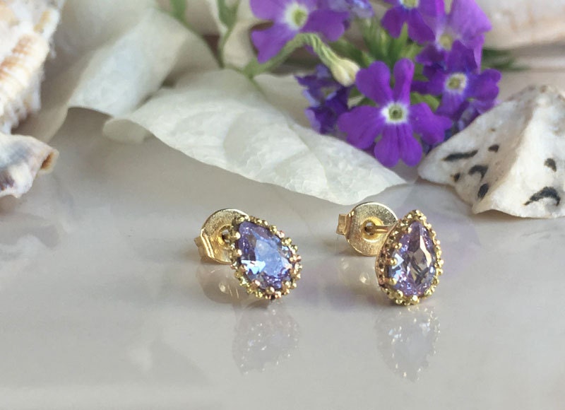 Lavender Amethyst Earrings - Small Stud Earrings with Pear-Shaped Lavender Amethyst Gemstones - H.L.Jewelry