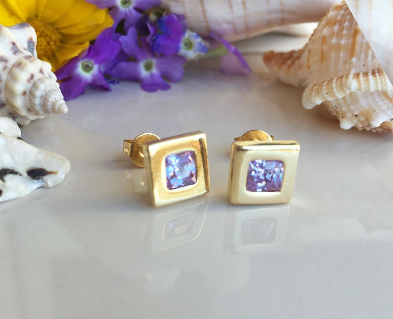 Lavender Amethyst Earrings - Simple Square Stud Earrings with Lavender Amethyst Gemstones - H.L.Jewelry