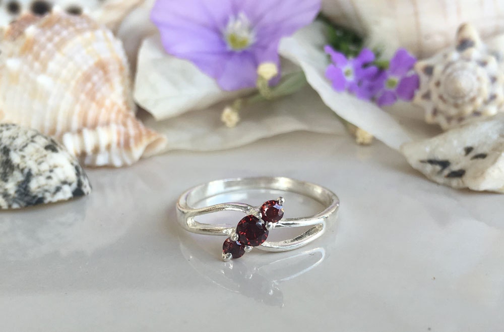 Red Garnet Ring - January Birthstone - Delicate Ring with Diagonally Placed Three Round Red Garnet Gemstones - H.L.Jewelry