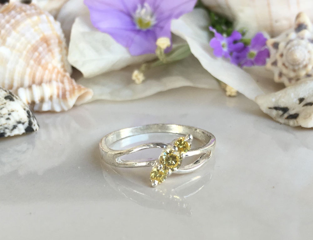 Citrine Ring - November Birthstone -  Delicate Ring with Diagonally Placed Three Round Yellow Citrine Gemstones - H.L.Jewelry