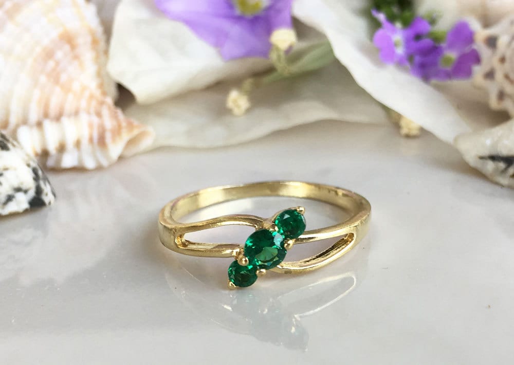 Emerald Ring - May Birthstone - Delicate Ring with Diagonally Placed Three Round Emerald Gemstones - H.L.Jewelry