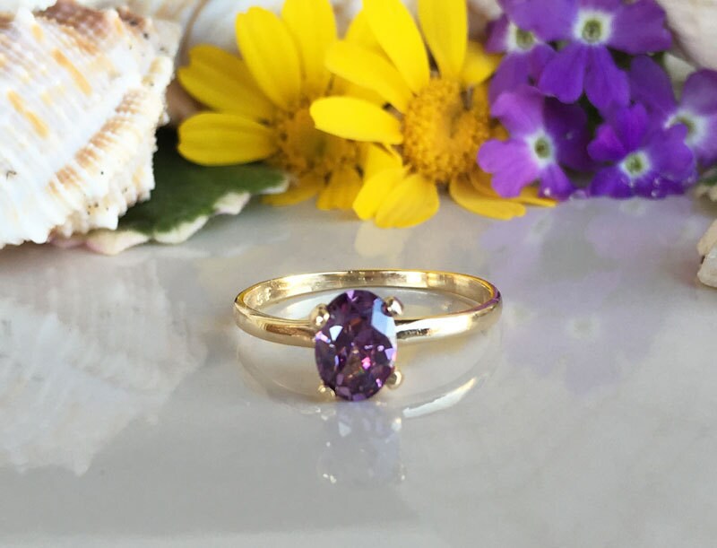 Purple Amethyst Ring - February Birthstone - Solitaire Ring with Oval Purple Amethyst Gemstone - H.L.Jewelry