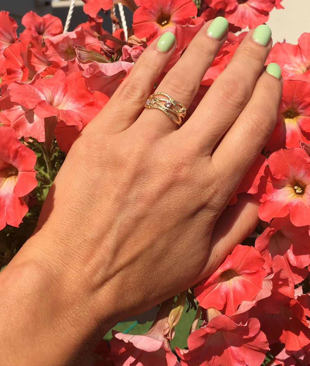 Rainbow Moonstone Ring - June Birthstone - Three Round Rainbow Moonstones Hammered Ring - H.L.Jewelry