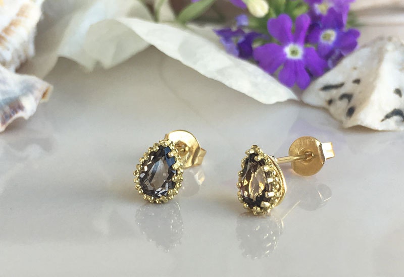 Smoky Quartz Earrings - Pear-Shaped Smoky Quartz Gemstone Small Stud Earrings - H.L.Jewelry