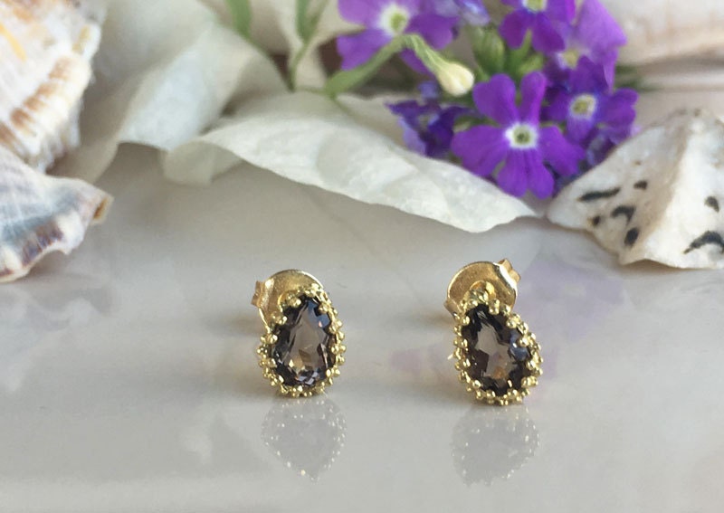 Smoky Quartz Earrings - Pear-Shaped Smoky Quartz Gemstone Small Stud Earrings - H.L.Jewelry