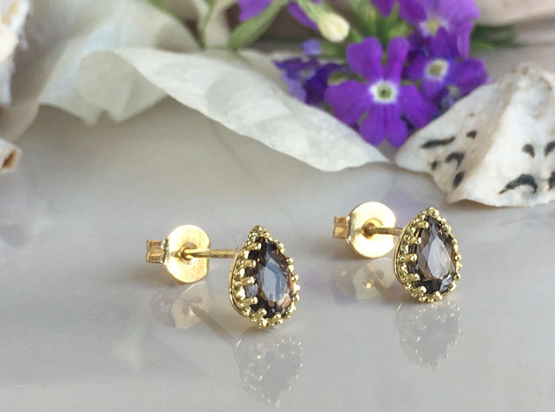 Smoky Quartz Earrings - Pear-Shaped Smoky Quartz Gemstone Small Stud Earrings - H.L.Jewelry