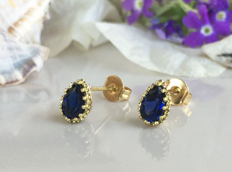 Blue Sapphire Earrings - September Birthstone Jewelry - Pear-Shaped Blue Sapphire Gemstone Small Stud Earrings - H.L.Jewelry