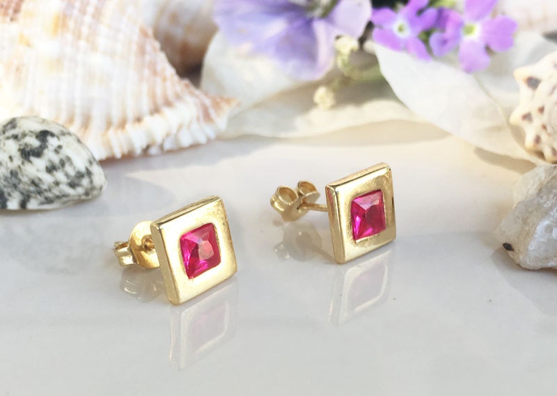 July Birthstone Jewelry - Ruby Earrings - Simple Square Stud Earrings with Ruby Gemstones - H.L.Jewelry