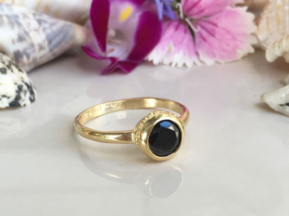 Black Onyx Ring - December Birthstone - Simple Bezel Set Ring with Round Black Onyx Stone - H.L.Jewelry