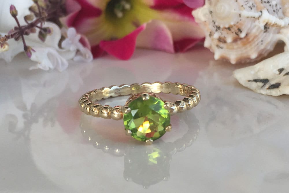 Peridot Ring - August Birthstone Jewelry - Beaded Band Ring with Round Peridot Gemstone - H.L.Jewelry