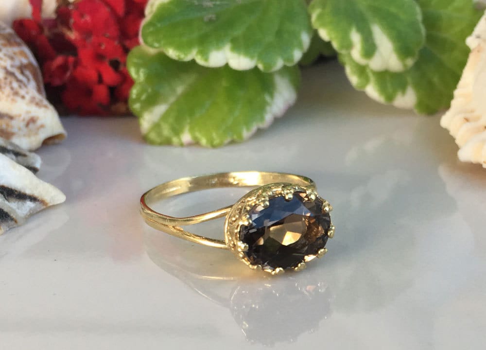 Smoky Quartz Ring - Oval Crown Ring - Promise Ring - Bezel Set Ring - H.L.Jewelry