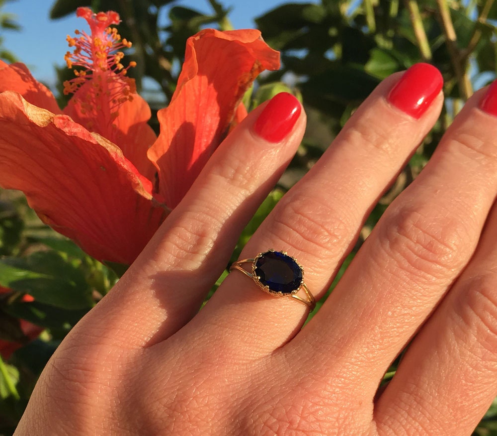 Blue Sapphire Ring - September Birthstone - Blue Sapphire Gemstone Double Band Vintage Oval Crown Ring - H.L.Jewelry