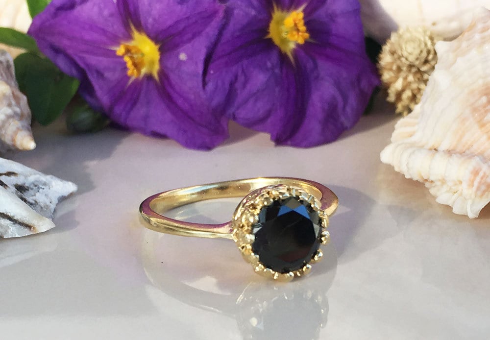 Black Onyx Ring -  December Birthstone - Black Onyx Gemstone Round Crown Ring - H.L.Jewelry