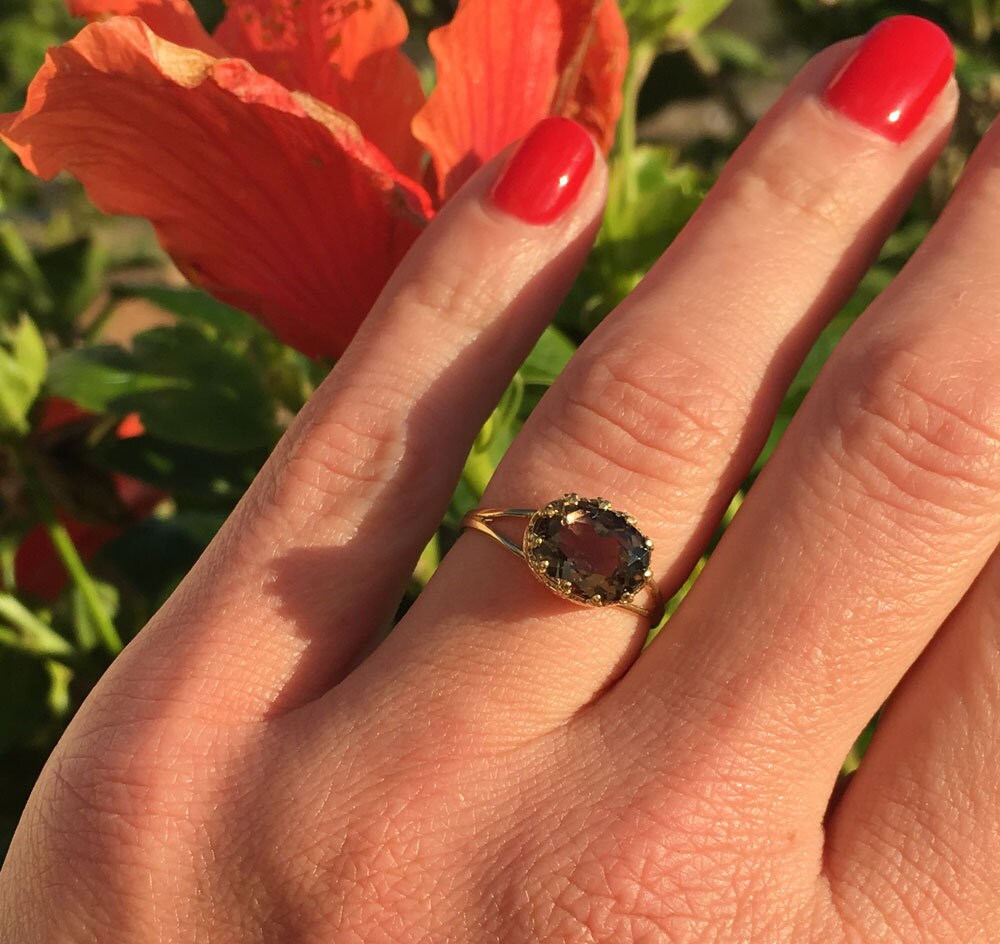 Smoky Quartz Ring - Oval Crown Ring - Promise Ring - Bezel Set Ring - H.L.Jewelry