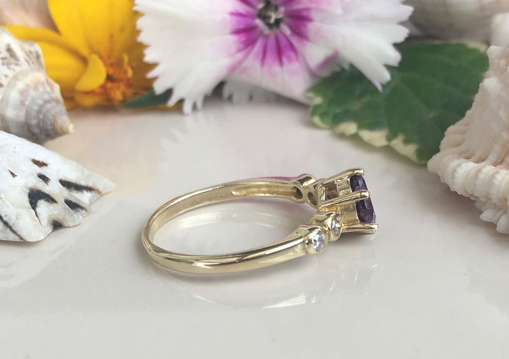 Amethyst Ring - February Birthstone - Ring with Round Amethyst Center Stone and Clear Quartz Accents - H.L.Jewelry