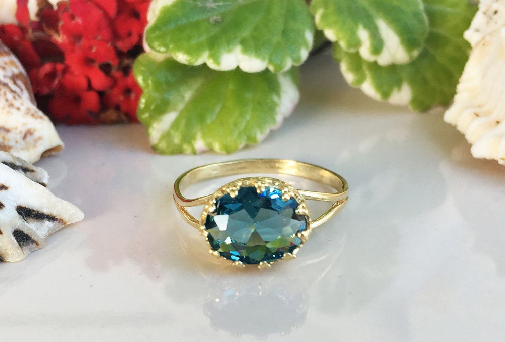 Blue Topaz Ring - December Ring - Blue Topaz Gemstone Double Band Vintage Oval Crown Ring - H.L.Jewelry