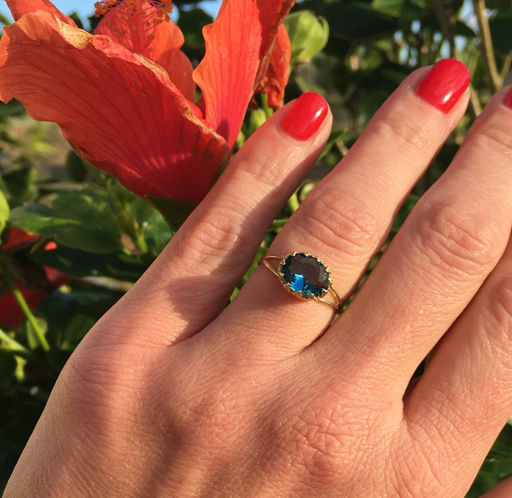 Blue Topaz Ring - December Ring - Blue Topaz Gemstone Double Band Vintage Oval Crown Ring - H.L.Jewelry