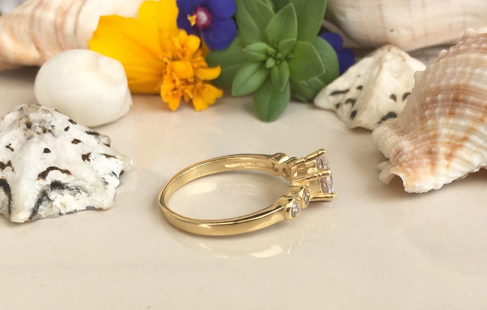 Clear Quartz Ring - April Birthstone - Delicate Ring with Round Clear Quartz Center Stone and Small Clear Quartz Accents - H.L.Jewelry