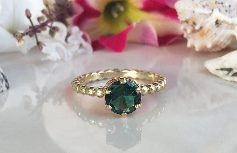 Green Tourmaline Ring - Beaded Band Ring with Round Green Tourmaline Gemstone - H.L.Jewelry