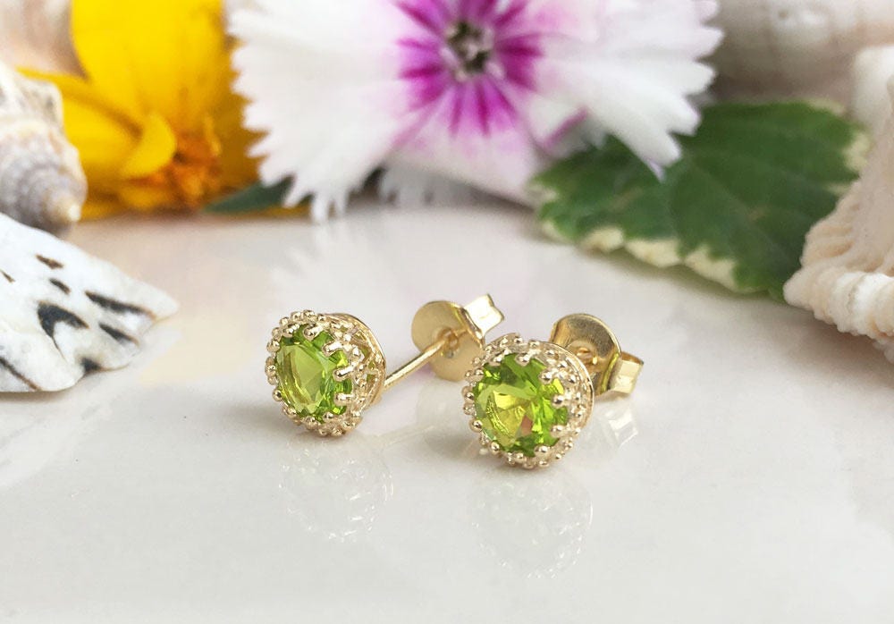 Peridot Earrings - August Birthstone - Small Round Stud Earrings with Peridot Gemstones - H.L.Jewelry