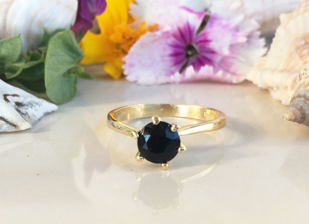 Black Onyx Ring - December Birthstone - Solitaire Ring with Round Black Onyx Gemstone - H.L.Jewelry