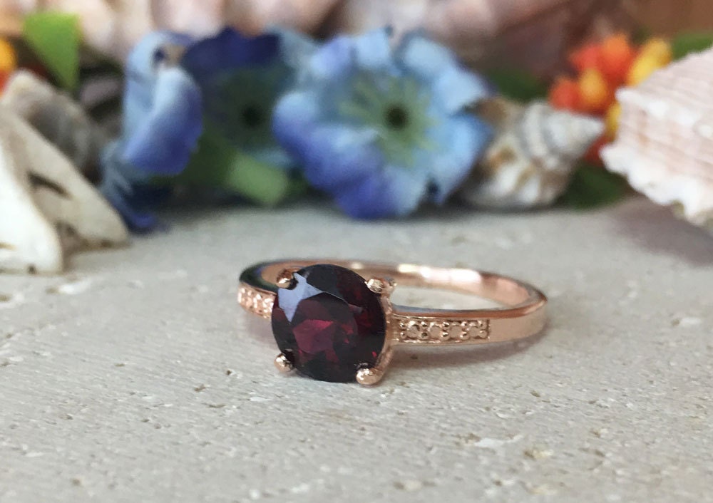 Red Garnet Ring - January Birthstone - Round Red Garnet Gemstone Simple Ring with Imitation Stones - H.L.Jewelry