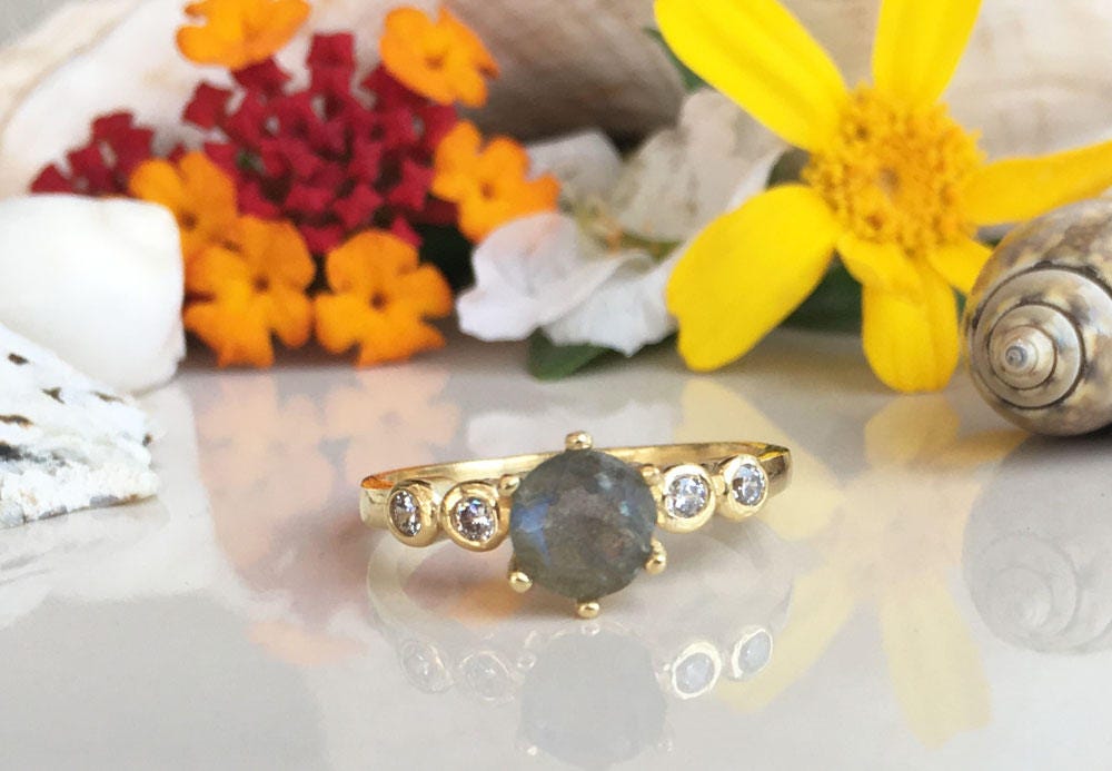 Labradorite Ring - Delicate Ring with Round Labradorite Gemstone and Clear Quartz Accents - H.L.Jewelry