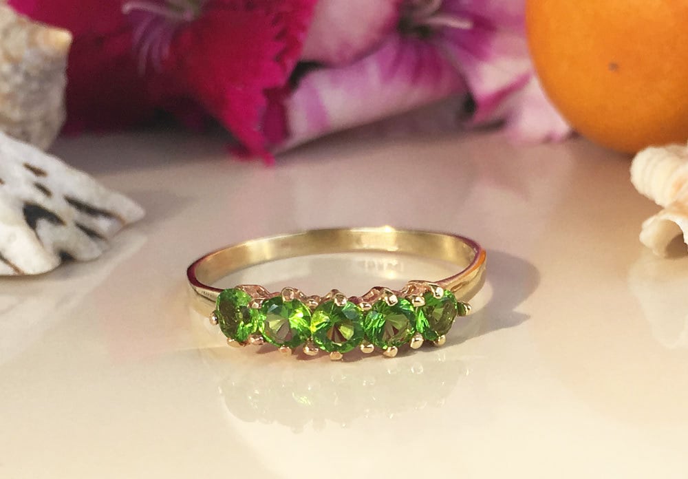 Peridot Ring - August Birthstone - Stacking Ring with Five Round Peridot Gemstones - H.L.Jewelry